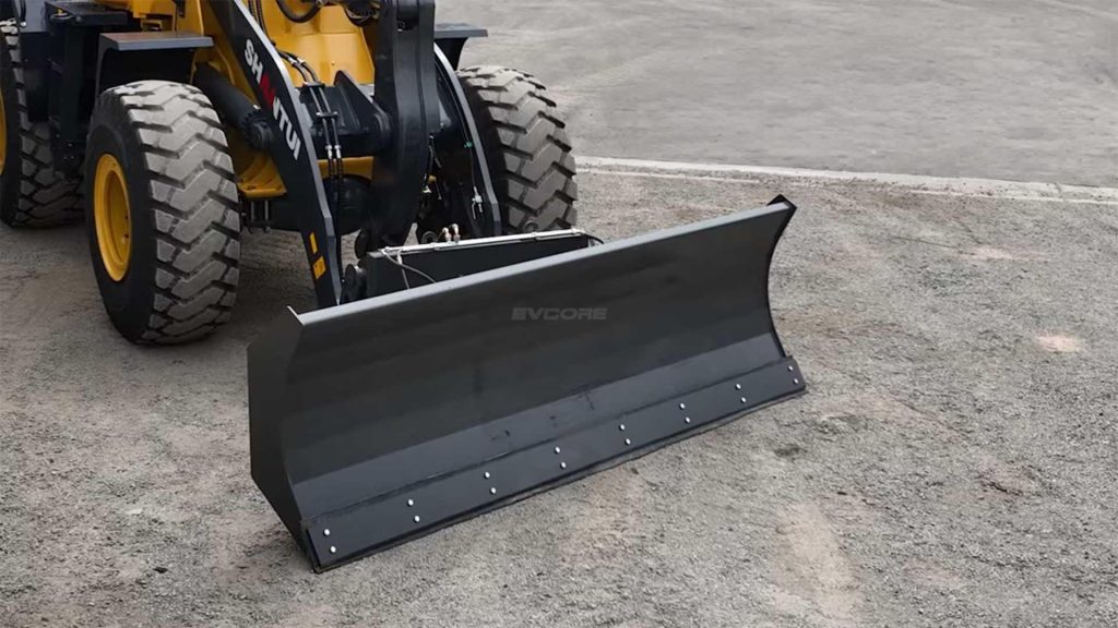 Articulated Push Blade